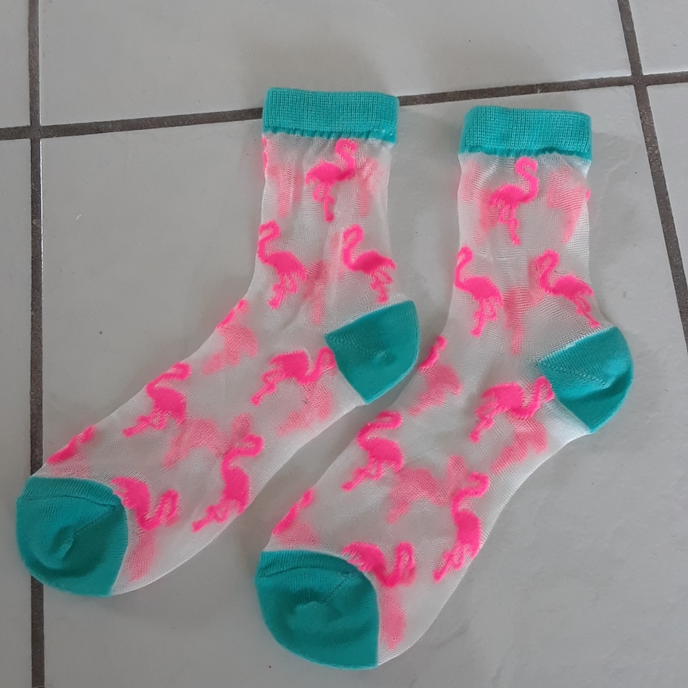 Socks sheer pink flamingos